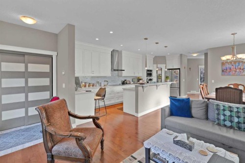 4641 81 Street Nw, Calgary, AB 