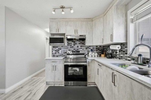 22 Anaheim Bay Ne, Calgary, AB 