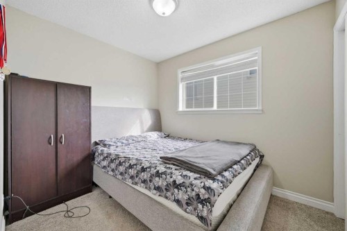22 Anaheim Bay Ne, Calgary, AB 