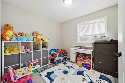 22 Anaheim Bay Ne, Calgary, AB 