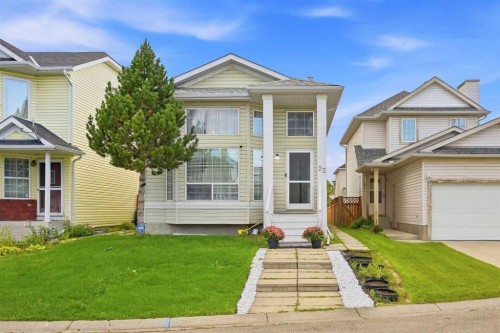 22 Anaheim Bay Ne, Calgary, AB 