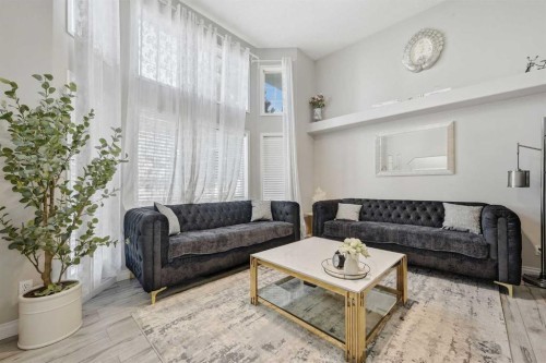 22 Anaheim Bay Ne, Calgary, AB 