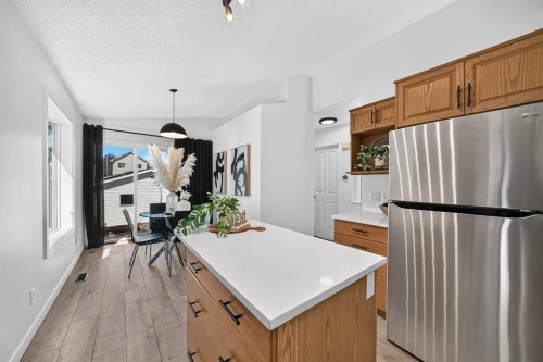 53 Mt Aberdeen Circle Se, Calgary, AB 