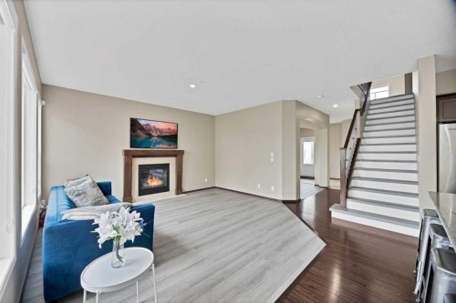 799 New Brighton Drive Se, Calgary, AB 