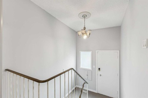 518 72 Avenue Nw, Calgary, AB 