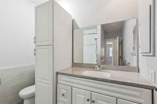 518 72 Avenue Nw, Calgary, AB 