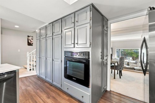 251-4037 42 Street Nw, Calgary, AB 