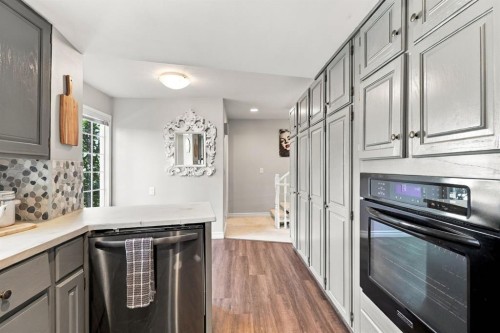 251-4037 42 Street Nw, Calgary, AB 