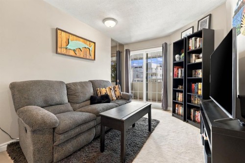 251-4037 42 Street Nw, Calgary, AB 