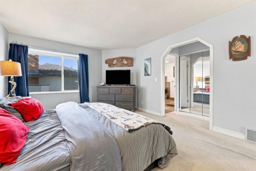 251-4037 42 Street Nw, Calgary, AB 
