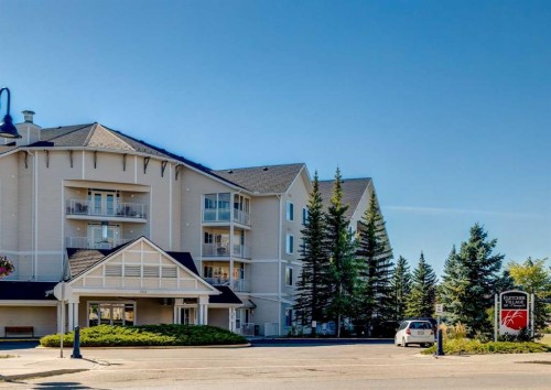 101-305 1 Avenue NW Airdrie, AB T4B 2M5