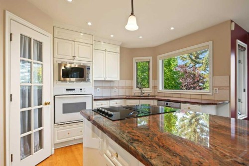 1340 Shawnee Road Sw, Calgary, AB 