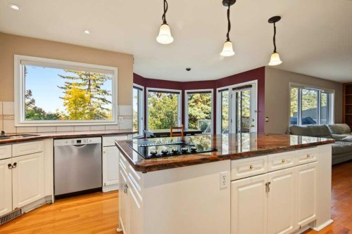 1340 Shawnee Road Sw, Calgary, AB 