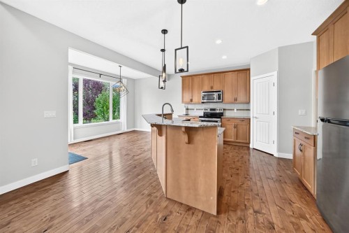 176 Sunset Circle, Cochrane, AB 