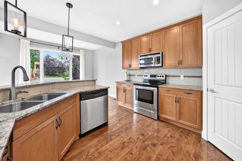 176 Sunset Circle, Cochrane, AB 