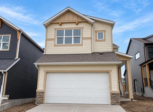 521 Sawgrass Green NW Airdrie, AB T4B 5V2