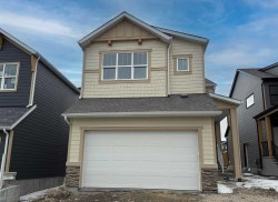 521 Sawgrass Green NWAirdrie, AB T4B 5V2