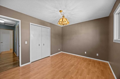 2727 Doverbrook Road Se, Calgary, AB 