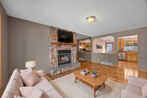 2727 Doverbrook Road Se, Calgary, AB 
