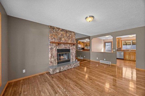 2727 Doverbrook Road Se, Calgary, AB 