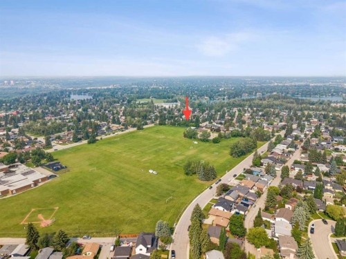 856 Lake Twintree Crescent Se, Calgary, AB 