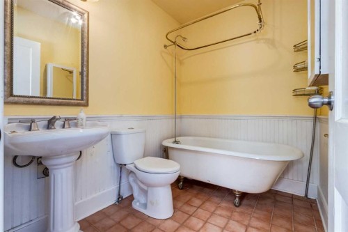 123 30 Avenue Nw, Calgary, AB 