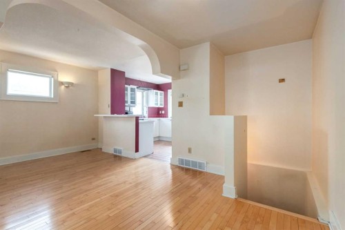 123 30 Avenue Nw, Calgary, AB 