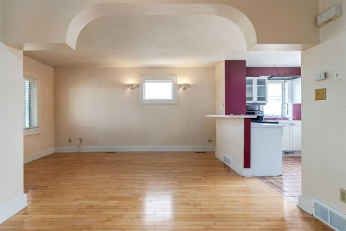 123 30 Avenue Nw, Calgary, AB 