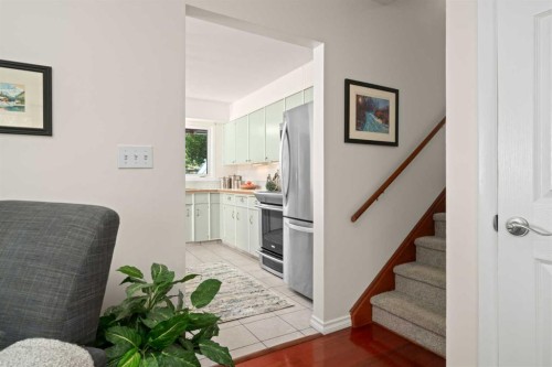 1323 University Drive Nw, Calgary, AB 
