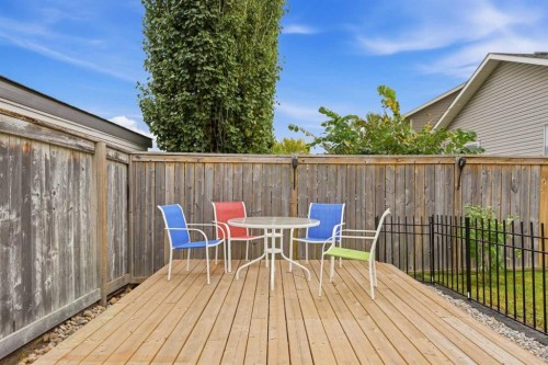 141 Thornfield Close Se, Airdrie, AB 