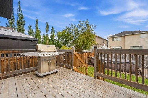 141 Thornfield Close Se, Airdrie, AB 