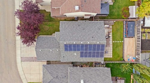 141 Thornfield Close Se, Airdrie, AB 