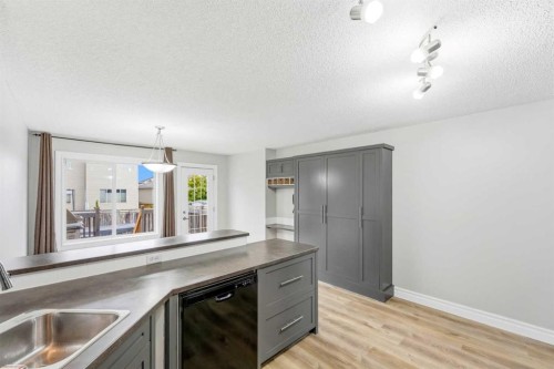 141 Thornfield Close Se, Airdrie, AB 