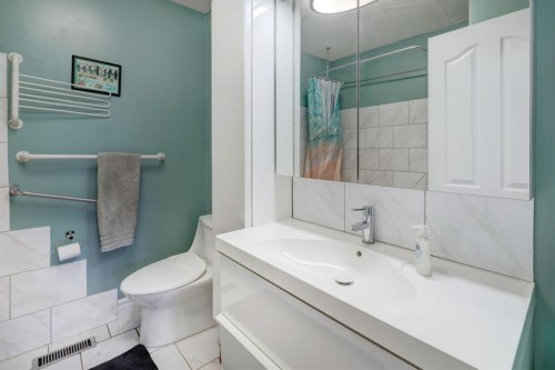 128 Pineland Place Ne, Calgary, AB 