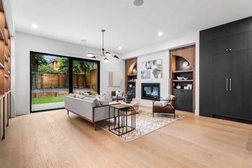 2021 27 Avenue Sw, Calgary, AB 