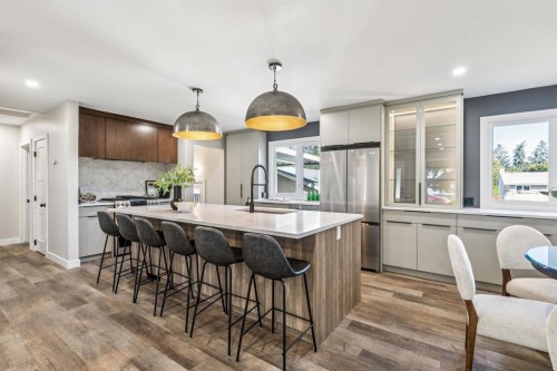36 Bracebridge Crescent Sw, Calgary, AB 
