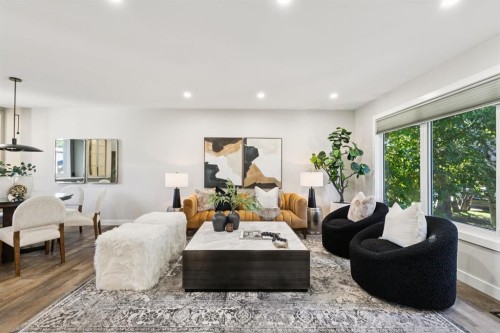 36 Bracebridge Crescent Sw, Calgary, AB 