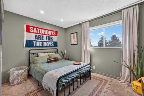 255 Shawcliffe Circle Sw, Calgary, AB 