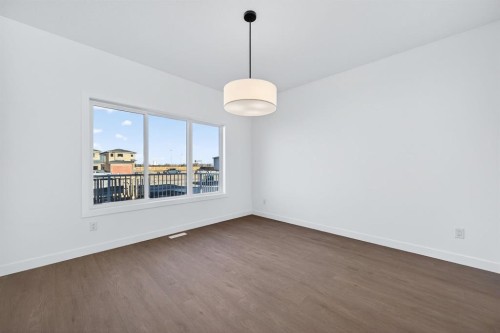 62 Rangeview Path Se, Calgary, AB 