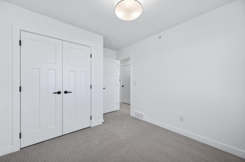 62 Rangeview Path Se, Calgary, AB 