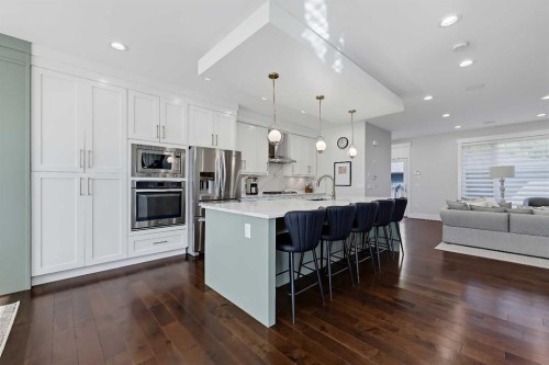3006 14 Avenue Sw, Calgary, AB 