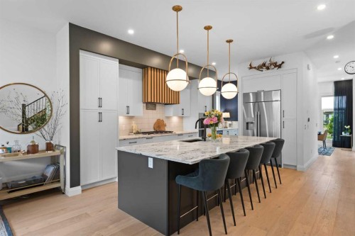 3515 7 Avenue Sw, Calgary, AB 
