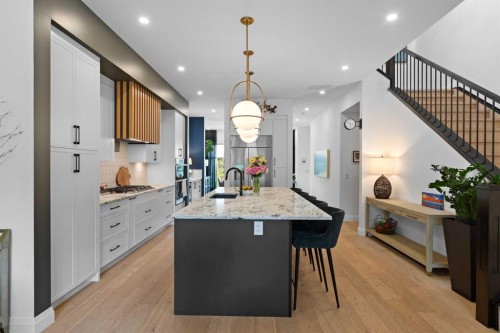 3515 7 Avenue Sw, Calgary, AB 