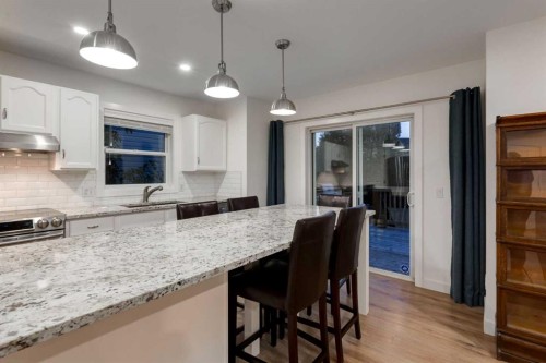 42 Douglas Glen Circle Se, Calgary, AB 