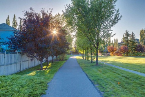 42 Douglas Glen Circle Se, Calgary, AB 