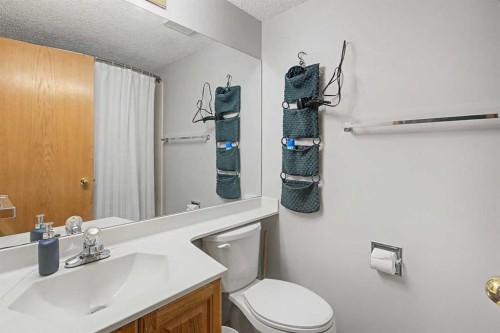 7212 California Boulevard Ne, Calgary, AB 