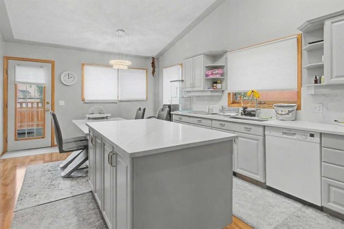 7212 California Boulevard Ne, Calgary, AB 