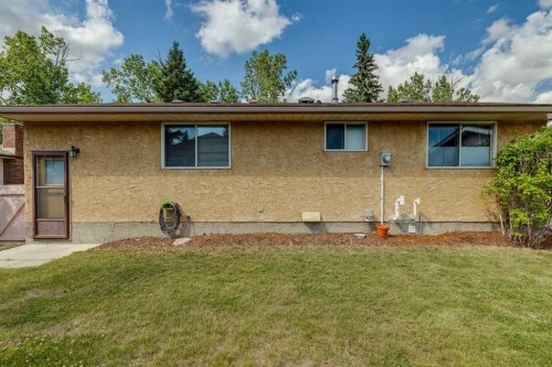 11248 Braeside Drive Sw, Calgary, AB 
