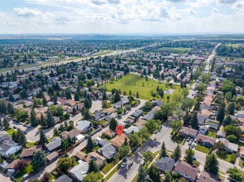 11248 Braeside Drive Sw, Calgary, AB 