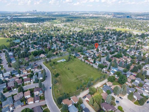 11248 Braeside Drive Sw, Calgary, AB 